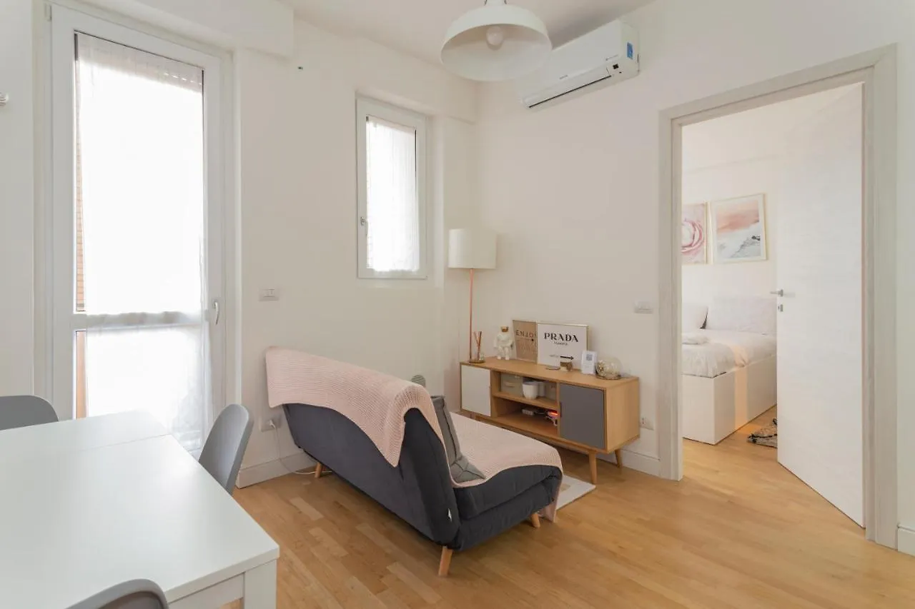 Apartment Comodo Appartamento Vicino A Stazione Centrale - Brianza Master Guest Milan