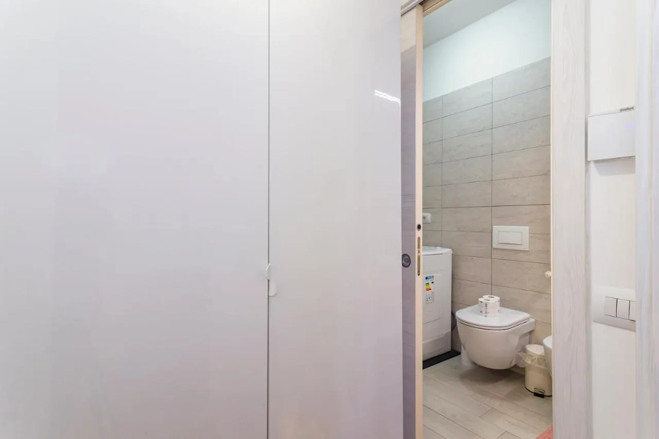 Apartment Comodo Appartamento Vicino A Stazione Centrale - Brianza Master Guest Milan