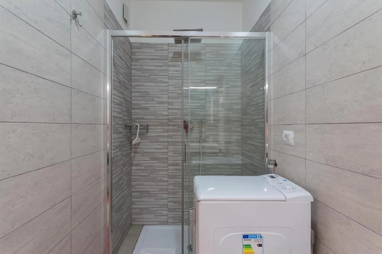Apartment Comodo Appartamento Vicino A Stazione Centrale - Brianza Master Guest Milan Italy